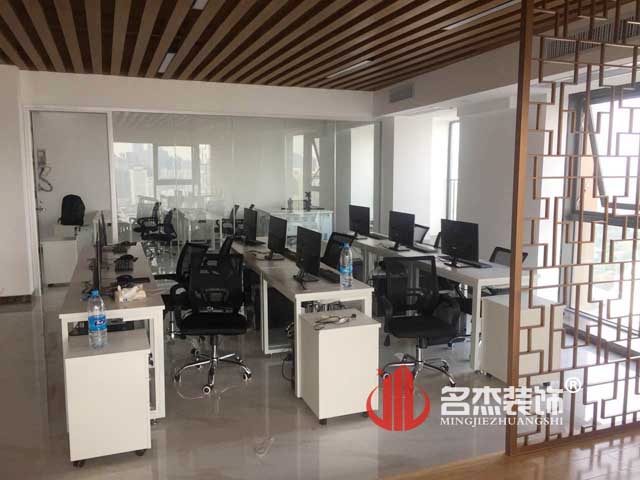 办公室正能量奖励网站入口实景图1.jpg