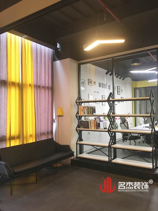 休闲区正能量奖励网站入口设计.jpg