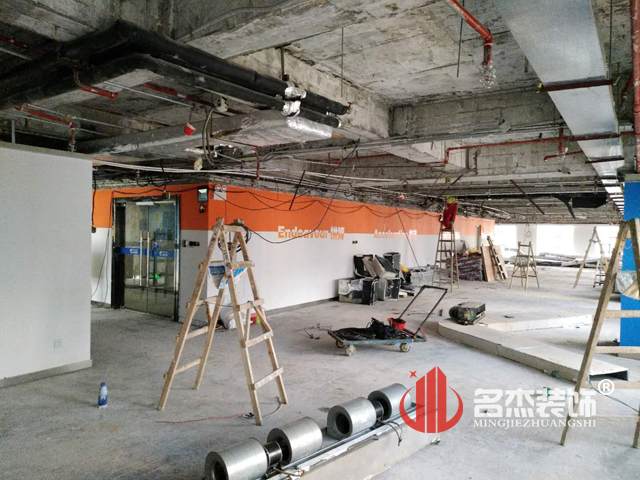 教育培训正能量奖励网站入口施工照.jpg