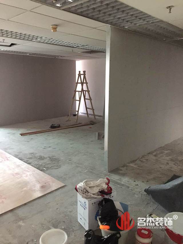 办公室正能量奖励网站入口现场照.jpg