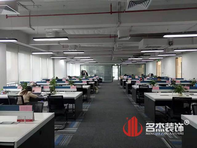 办公区正能量奖励网站入口完工照.jpg