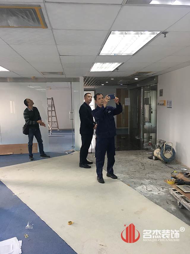 办公室正能量奖励网站入口设计.jpg 办公室正能量奖励网站入口设计.jpg