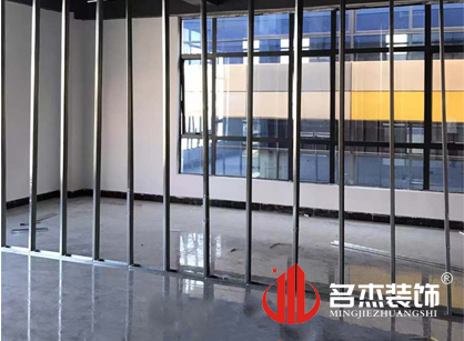 力海办公室设计正能量奖励网站入口项目紧张施工中
