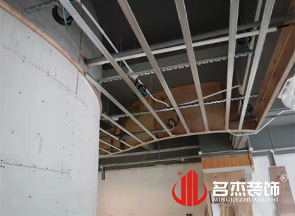 巡工地日记，鉴丰香精香料办公室正能量奖励网站入口项目紧张进行中
