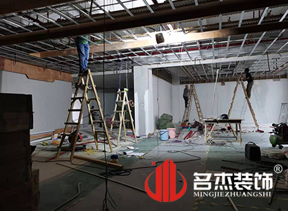 巡工地日记，斯柏美科技办公室正能量奖励网站入口项目紧张进行中