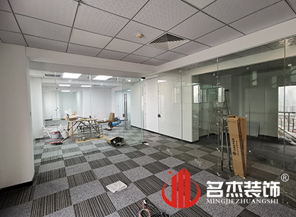 锐星科技办公室正能量奖励网站入口项目紧张进行中